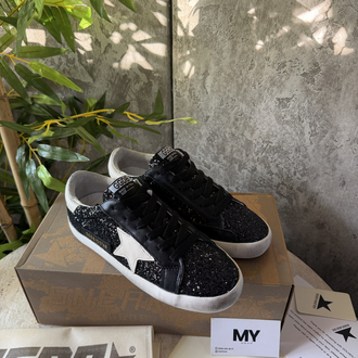 Golden Goose “Glitter Black” ⭐️