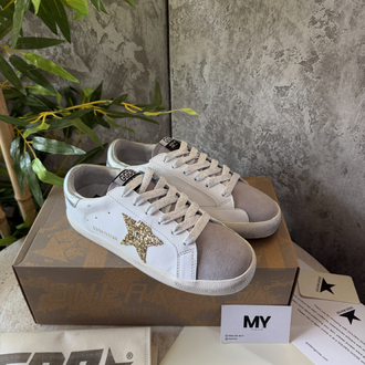 Golden Goose “Silver/Gold” ⭐️