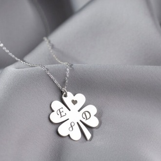 Navan 925 Ayar Gümüş Dört Yapraklı Yonca Kişiye Özel Harf Kolyesi (Gold, Silver ve Rose)