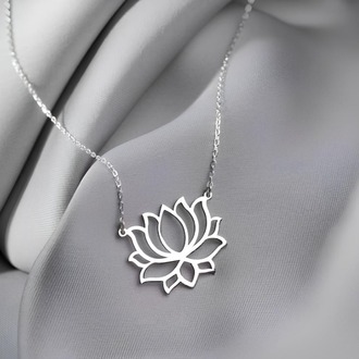 Navan 925 Ayar Gümüş Lotus Çiçeği Kolye (Gold, Silver ve Rose)