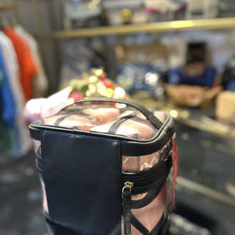 Victoria Secret makyaj çantası