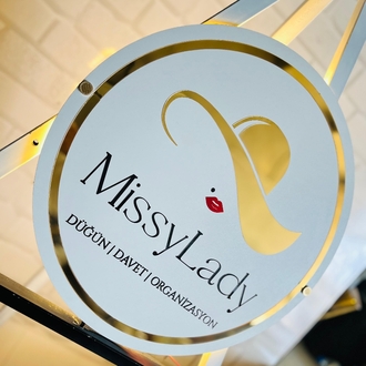 ✨ MDF Üzeri Pleksi Kesim Lüks Tabela – Kurumsal & Şık Tasarım