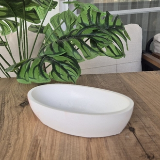 Oval Kase