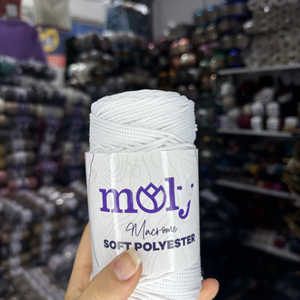 Soft Polyester Macrome