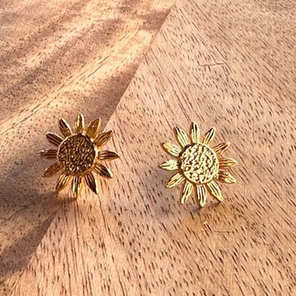 Ayçiçeği Gold Küpe | Minimal Çiçek Figürlü Kadın Küpe