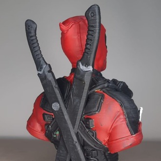 Deadpool Heykeli