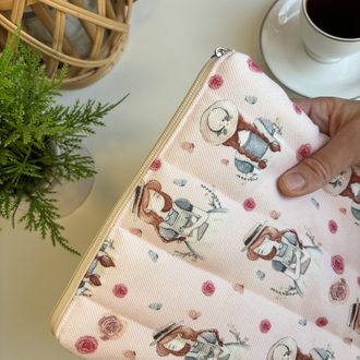 Yeşilin Kızı Kitap ve Tablet Çantası
