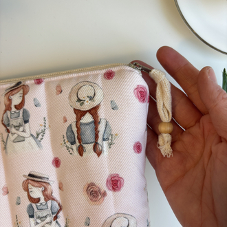 Yeşilin Kızı Kitap ve Tablet Çantası