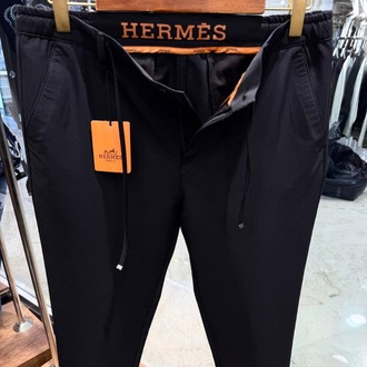 HERMES Black Jogger Straight Fit