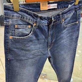 LEVIS 501 Denim Jean Straight