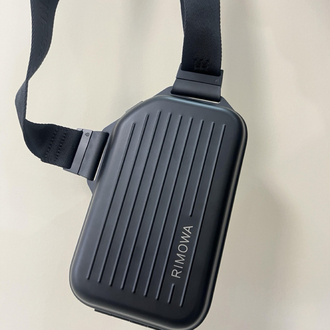 Rimowa Askılı Çanta
