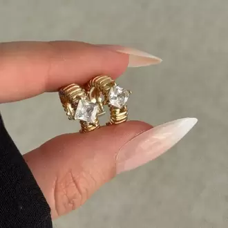 Taşlı Earcuff