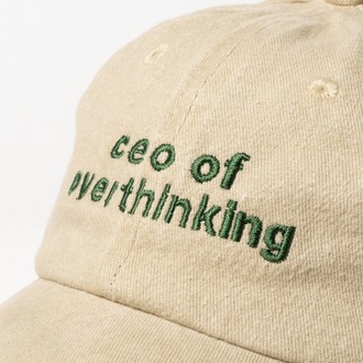Yazı Nakışlı Şapka Pamuk Kumaşlı ve Ceo of Overthinking Sloganlı Şapka