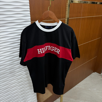 Tommy Göğüs Şeritli İthal Siyah Tişört