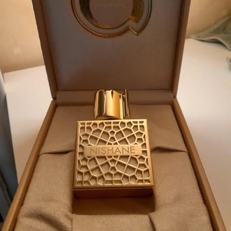 nishane hacivat oud 10 ml 