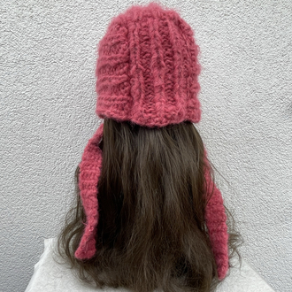 spiked bonnet