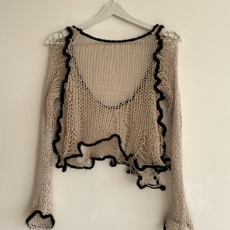 distressed cream black sweater S-M