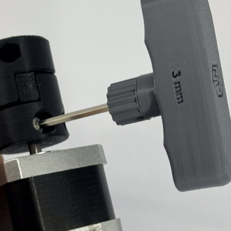 Novolit Labs – İzeltaş Uyumlu Ergonomik ABS Alyan Tutucu (Tekli)
