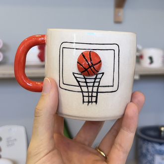 Beden eğitimi öğretmeni/ Basket koçu
