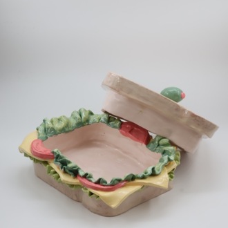 sandwich. 