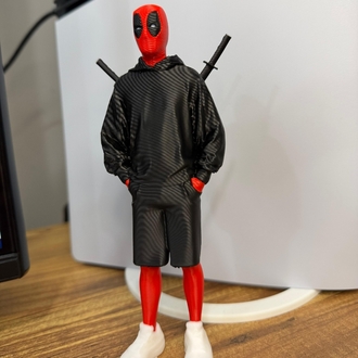Deadpool Figür – 17 cm | Street Style