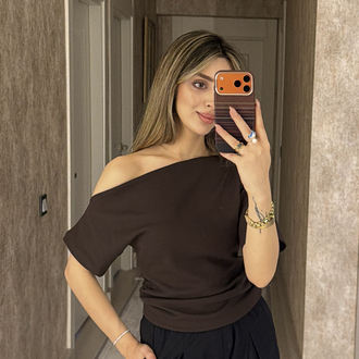 Kayık yaka modal kumaş bluz