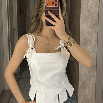 Beyaz korse bluz