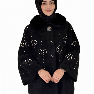 Taş işlemeli kürklü angora kaban