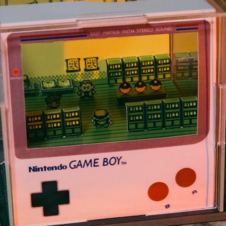  Pokémon Fire-Blue GameBoy Diorama