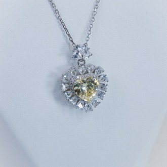Queen's Heart Kolye
