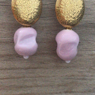 Pembe üfleme cam 