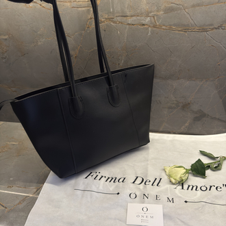 Onem - The Coach Black