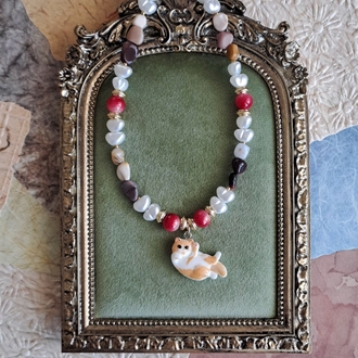 Kedi Figürlü El Yapımı Kolye 
