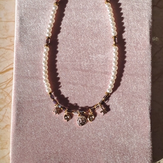 Charm Detaylı Kolye 