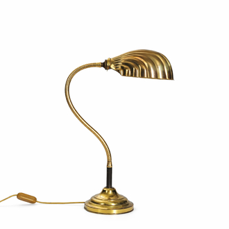 1920’ler Art Deco Denizkabuğu Pirinç Masa Lambası.