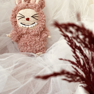 Pembe Labubu