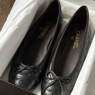 Chanel babet