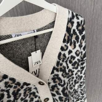 Zara jakarlı oversıze hırka