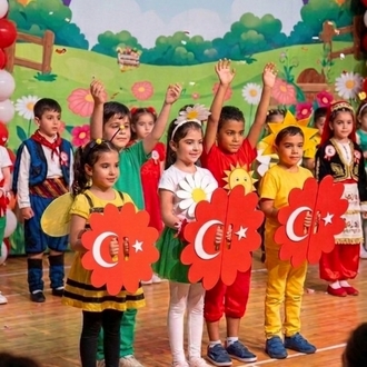 Gösteri ay yıldızlı plaka