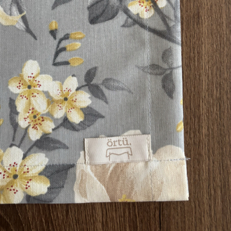 Grey Bloom Harmony Runner