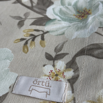 Beige Bloom Harmony Runner
