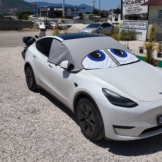 Tesla model Y Oto Cam Güneşliği Premium Isı Yalıtımlı ve %100 Karartmalı 
