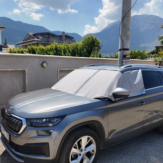 Skoda Kodiaq Premium Isı Yalıtımlı ve %100 Karartmalı Oto Cam Perdesi
