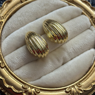 Bott. Gold Küpe