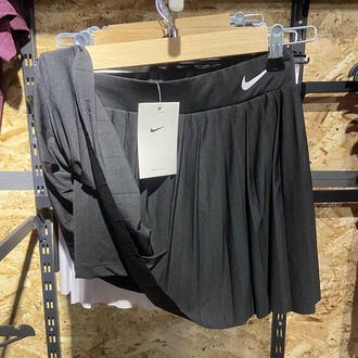 Nike Tenis Eteği
