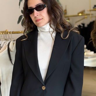 Gold Düğmeli Vatkalı Siyah Blazer