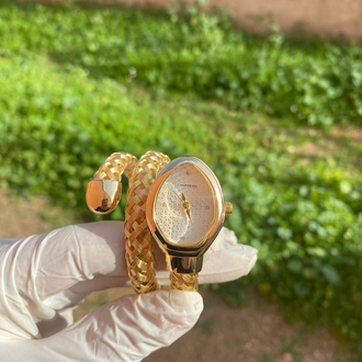 Gold yılan modelli saat