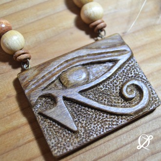 El Yapımı Ahşap Oyma Kolye – Horus’un Gözü (Ra’nın Gözü)