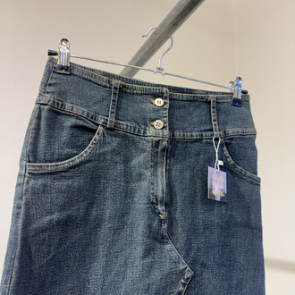B.Jeans
