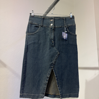 B.Jeans